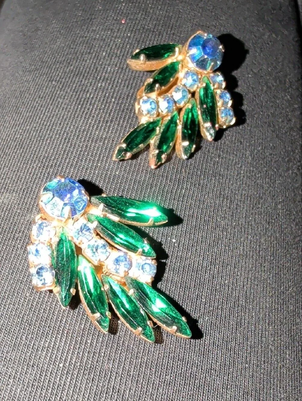 1960s Unsigned Beau Jewels Green and Blue Crystal Leaf Drop Earrings